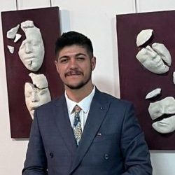 Alperen Dolaz yazar fotoğrafı