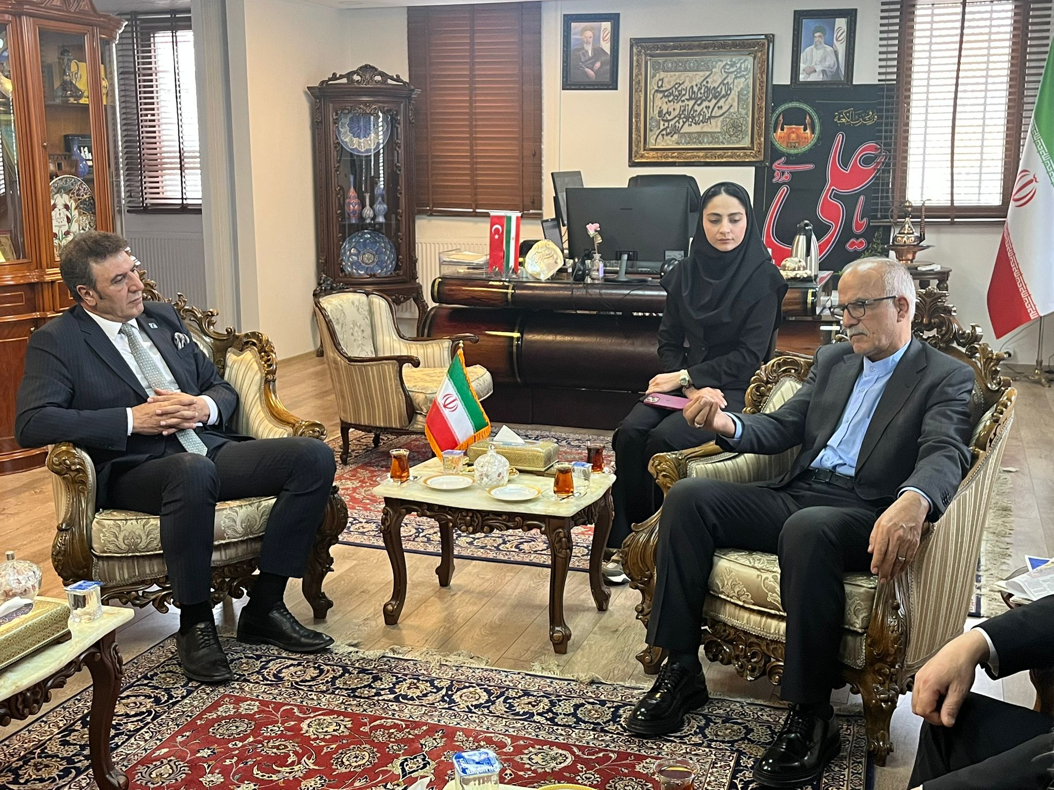 Anahtar Parti Erzurum İl Başkanı Yücel Ahmet İşleyen ve beraberindeki