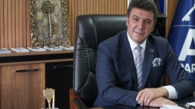 "Ülke Riskini Artıran Ana Bileşen Yönetilemeyen Ekonomidir"