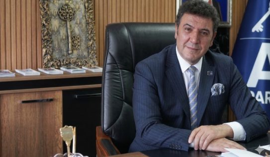 "Ülke Riskini Artıran Ana Bileşen Yönetilemeyen Ekonomidir"