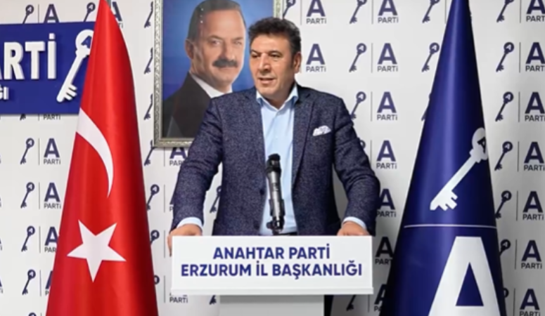 "Büyüme Kağıt Üzerinde, Sanayi Kan Kaybediyor"