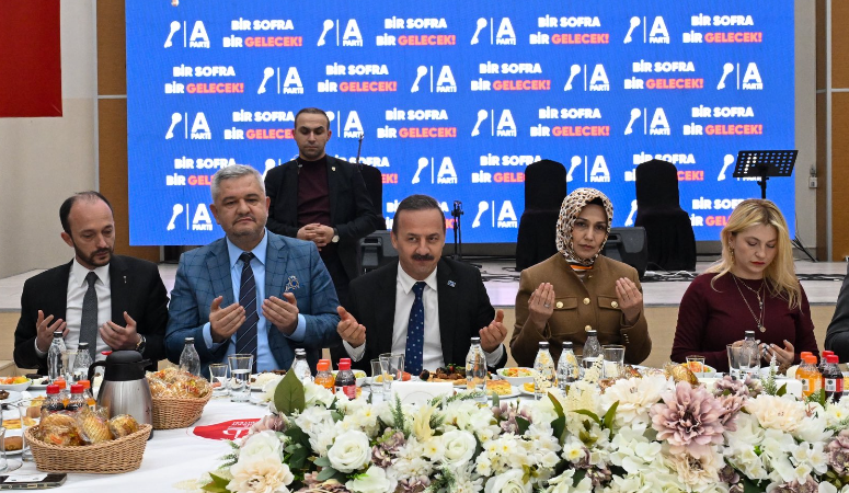 Anahtar Parti Lideri Ağıralioğlu'ndan İftar Buluşmasında İddialı Çıkış