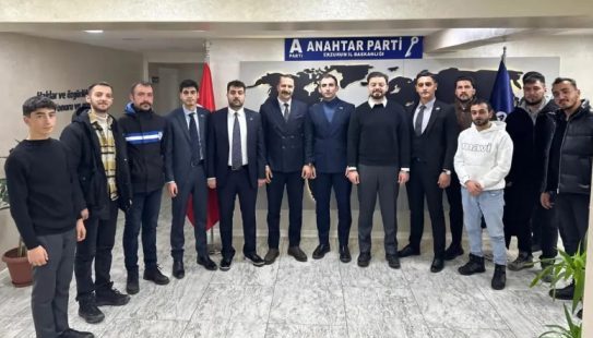 İftar Öncesi Pide, Teravih Çıkışı Samimiyet!